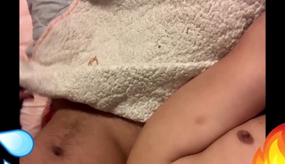 Bearded Latino model seduces me until he gives me his cock