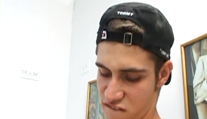 Latinos Marino and Fercho Bareback Fuck