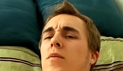 Young twink Kelly Cooper masturbates his cock in hot solo