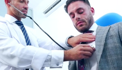 Handsome doctor Vadim Romanov anal and raw breeds Manuel Reyes