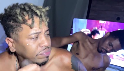 Biggest whoredom in the favela&comma; after an F1 there was the biggest makeout&period;